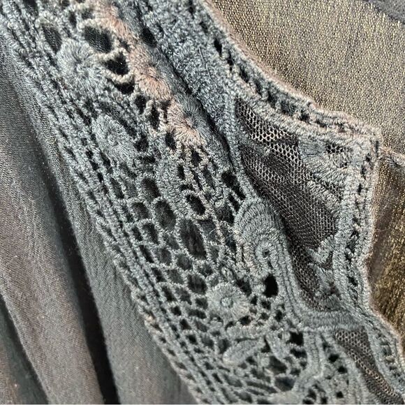 Ladies BE COOL Brand Black Crepe Crochet Detail Romper Size Large - Picture 7 of 11